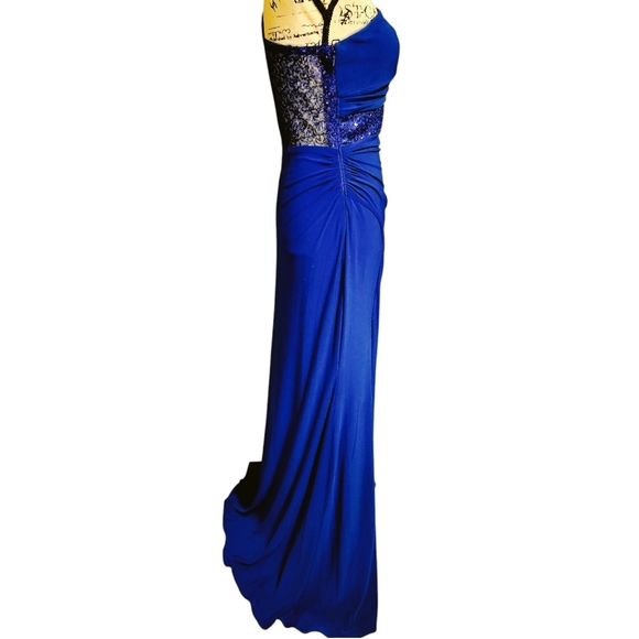 Hailey Logan By Adrianna Propell Royal Blue One Shoulder Gown - Picture 8 of 12